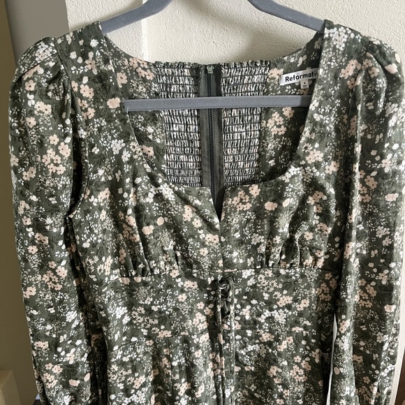 Reformation dress size 4 wore once (perfect condition) - Picture 2 of 3